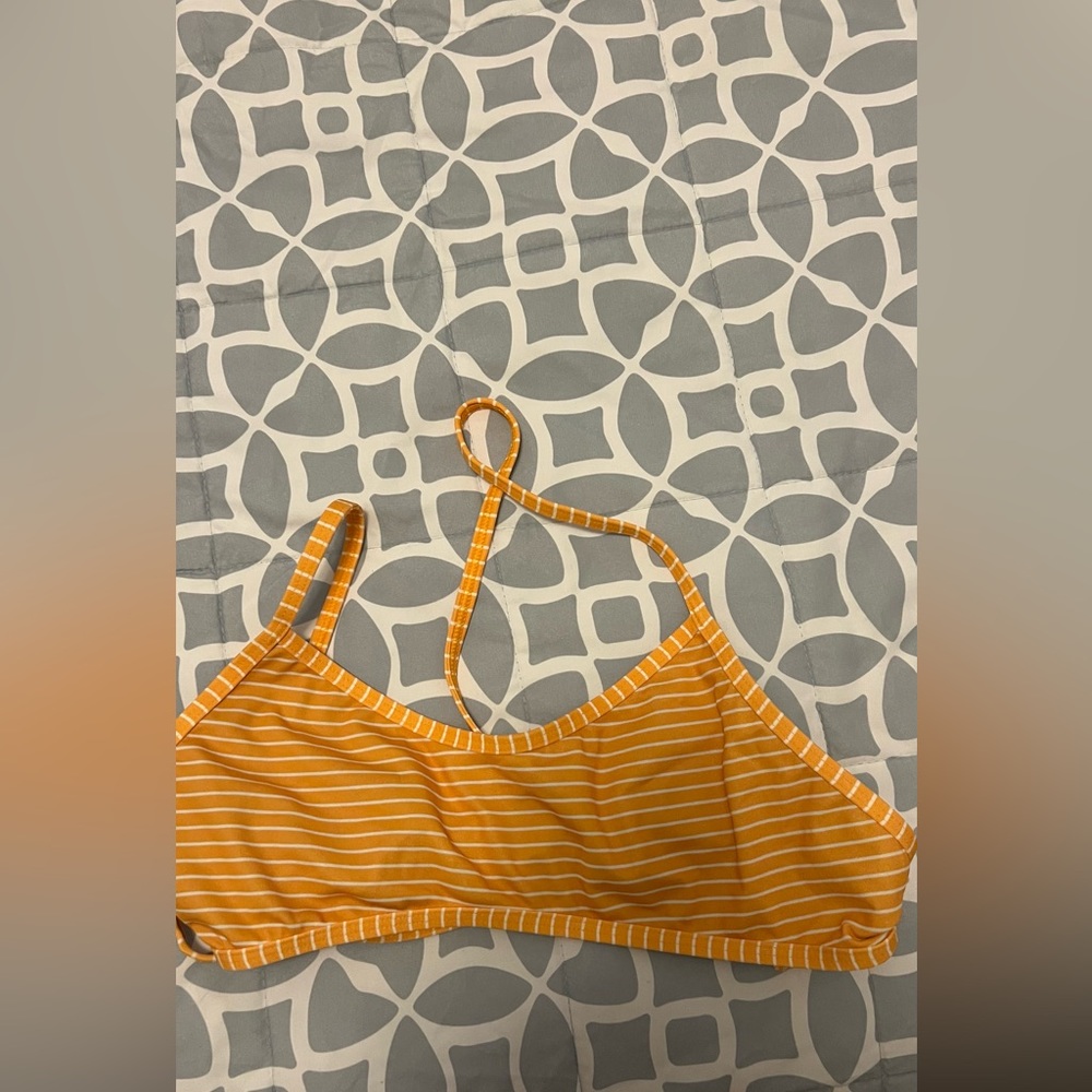 jolyn top